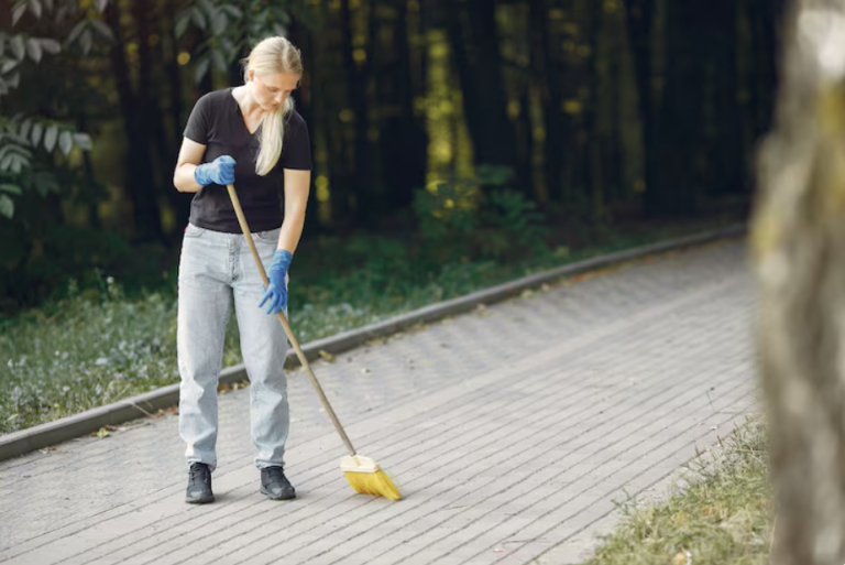 5 Reasons Power Washing Instantly Improves the Curb Appeal of a Property in Georgia 5 Reasons Power Washing Instantly Improves the Curb Appeal of a Property in Georgia